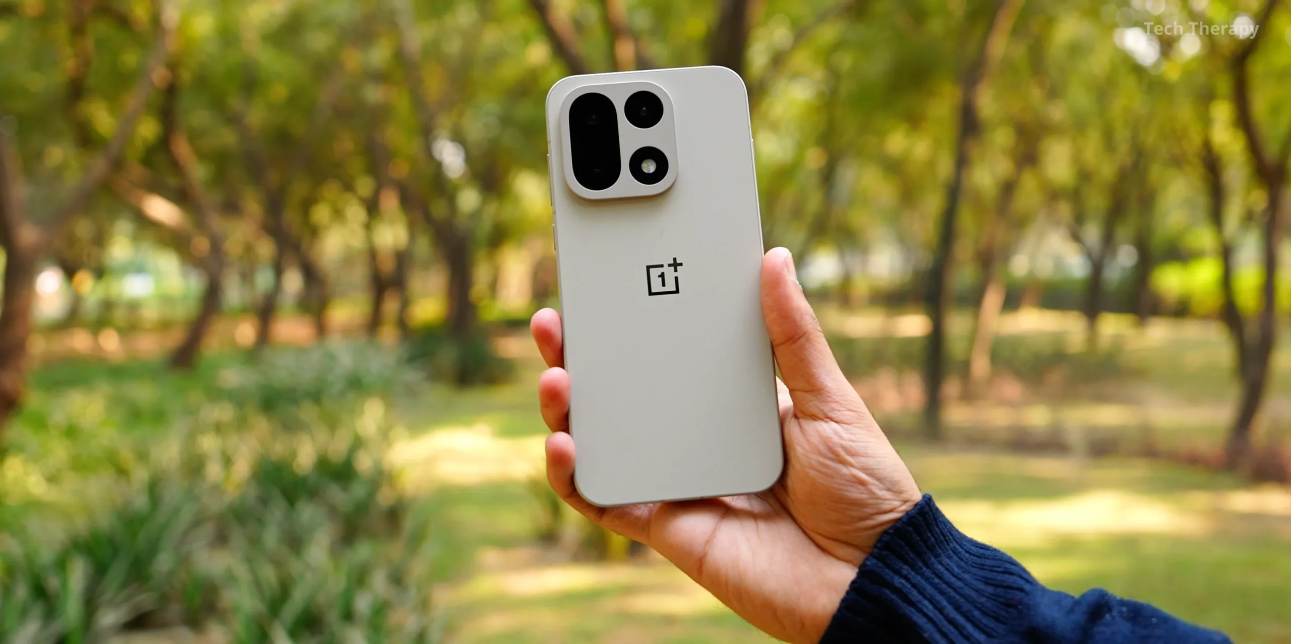 oneplus 15 design and build quality